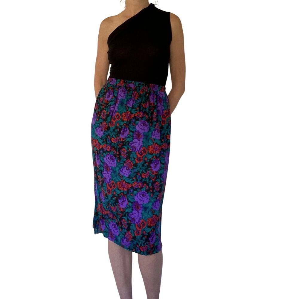 1980's Purple Pencil Skirt in Lightweight Cotton with Elastic Waist